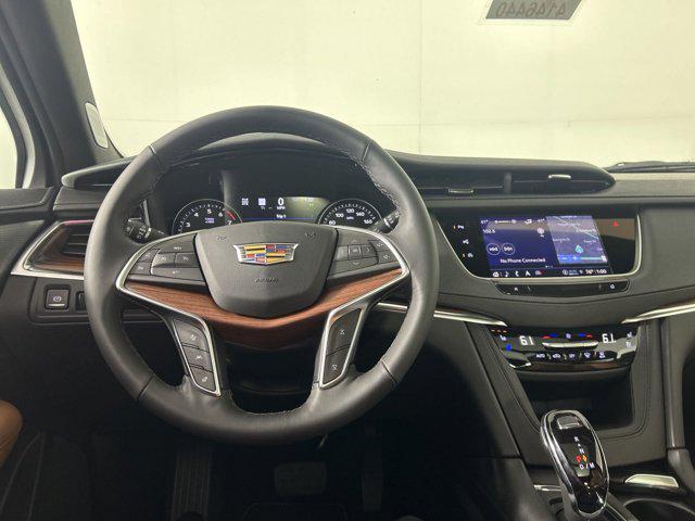 new 2024 Cadillac XT5 car, priced at $57,690