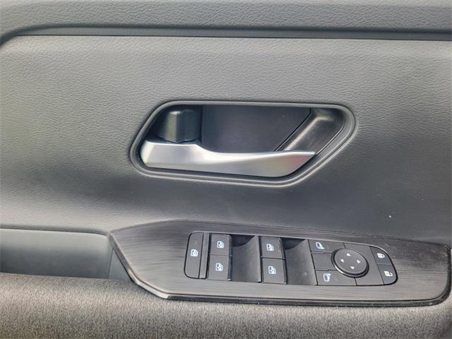 new 2025 Nissan Kicks car, priced at $26,370