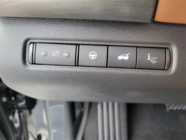 new 2025 Nissan Pathfinder car, priced at $44,610