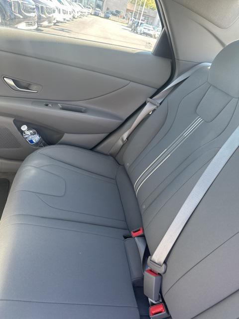 used 2023 Hyundai Elantra car