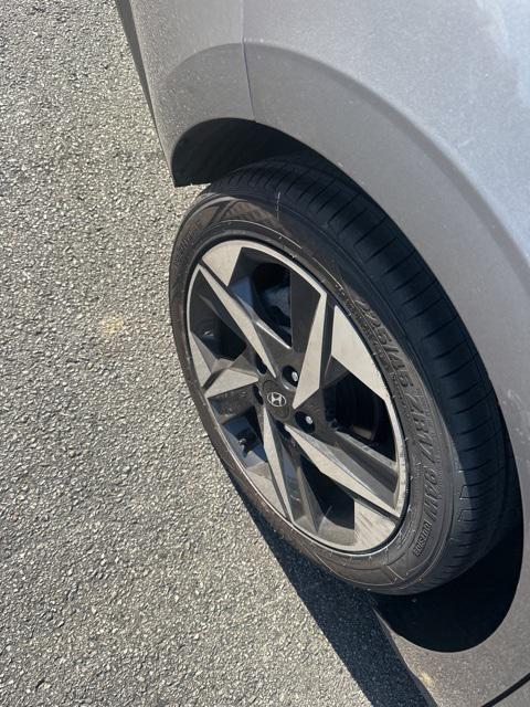 used 2023 Hyundai Elantra car