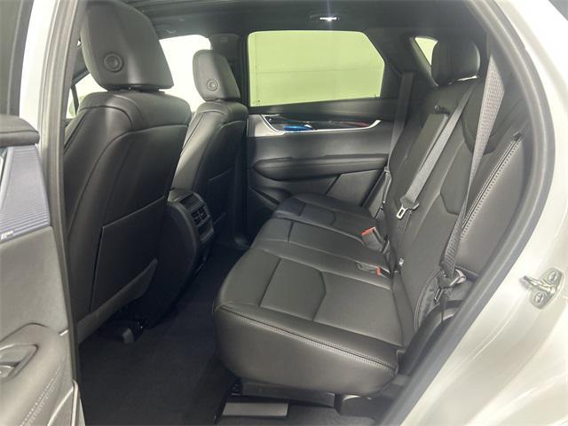 new 2025 Cadillac XT5 car, priced at $55,215