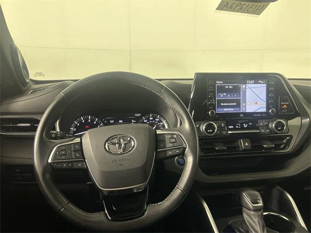 used 2021 Toyota Highlander car, priced at $36,785