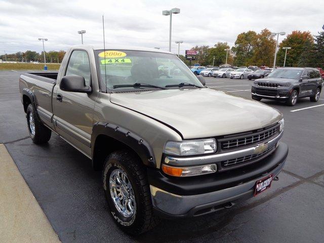 used 2000 Chevrolet Silverado 1500 car, priced at $15,995