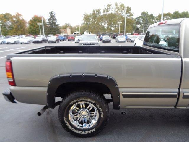 used 2000 Chevrolet Silverado 1500 car, priced at $15,995