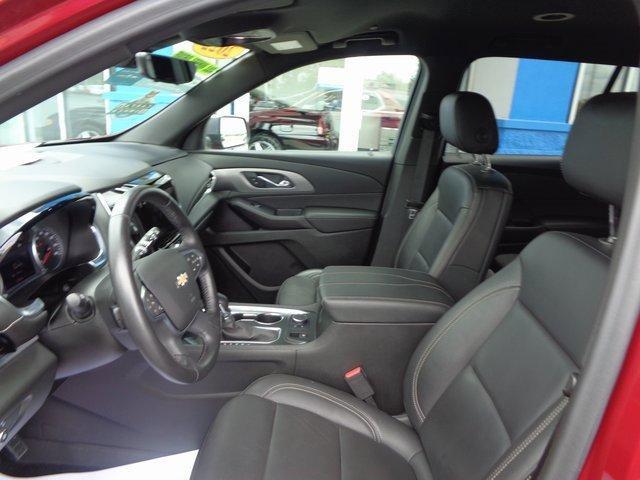 used 2022 Chevrolet Traverse car, priced at $31,193