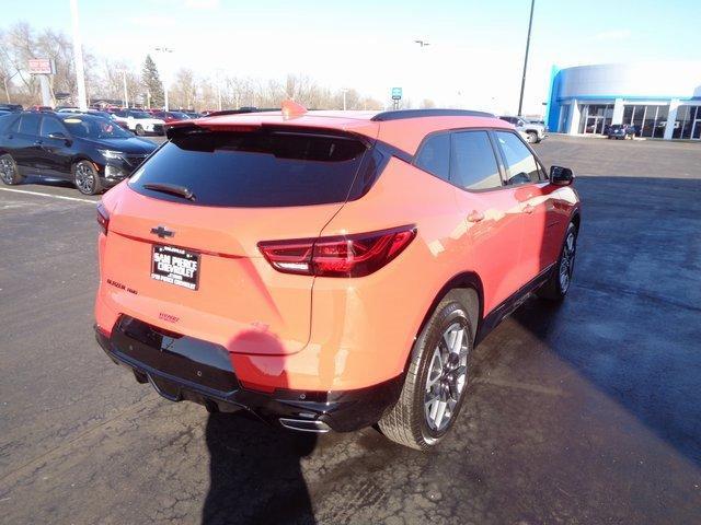 new 2025 Chevrolet Blazer car