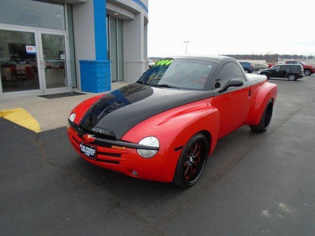 used 2004 Chevrolet SSR car, priced at $31,995