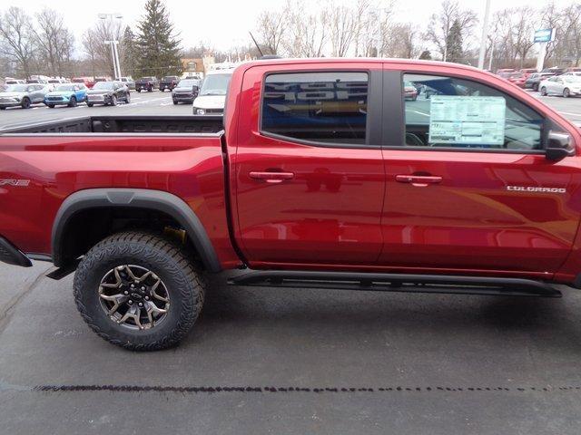 new 2025 Chevrolet Colorado car