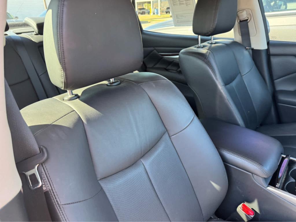 used 2017 INFINITI Q70L car, priced at $30,999