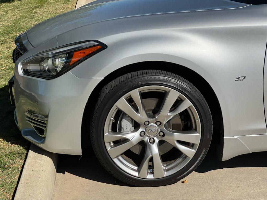 used 2017 INFINITI Q70L car, priced at $30,999