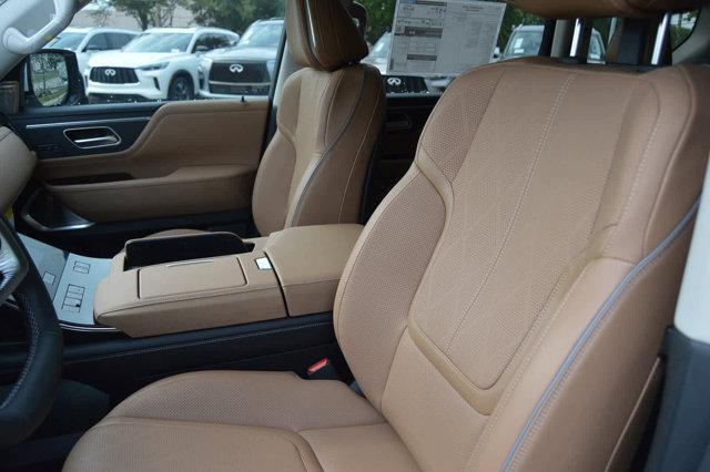 new 2025 INFINITI QX80 car, priced at $106,045