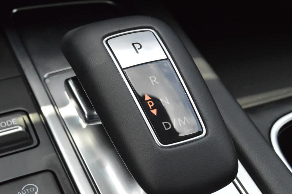 used 2025 INFINITI QX60 car, priced at $45,999