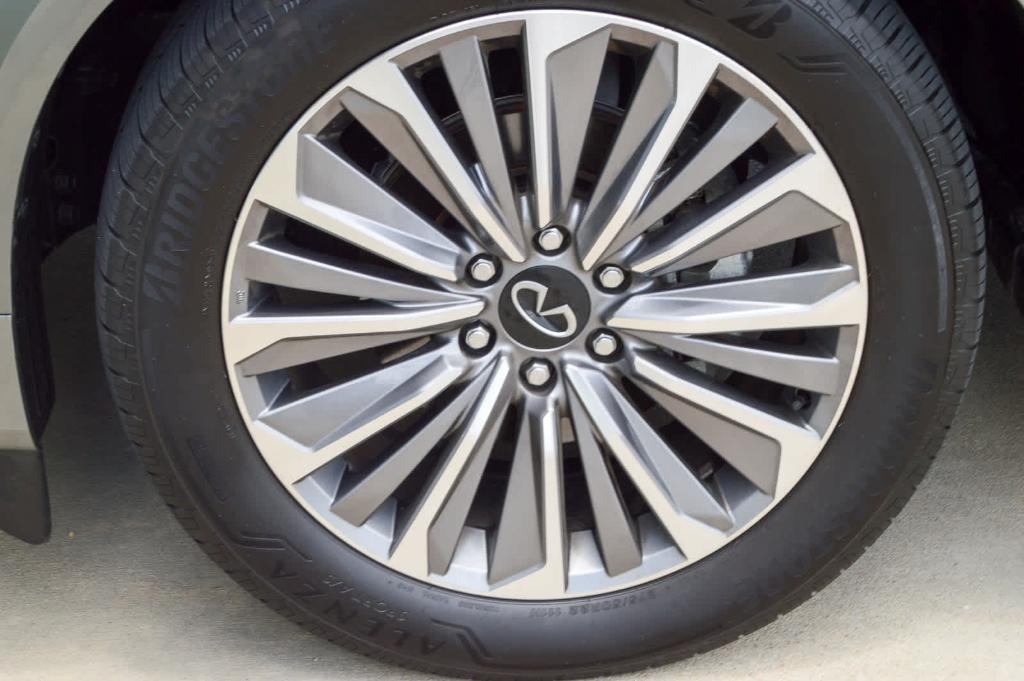 used 2025 INFINITI QX80 car, priced at $84,999