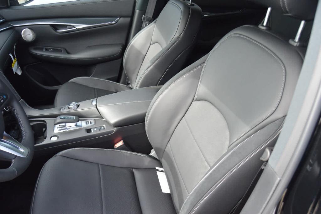 new 2025 INFINITI QX50 car, priced at $53,270