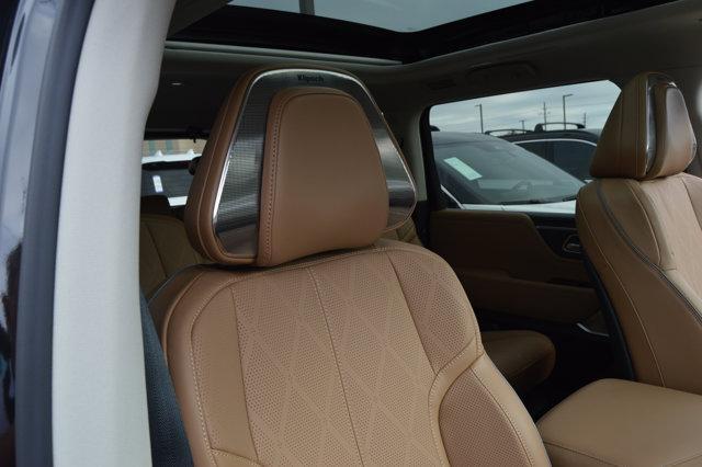 new 2025 INFINITI QX80 car, priced at $102,640