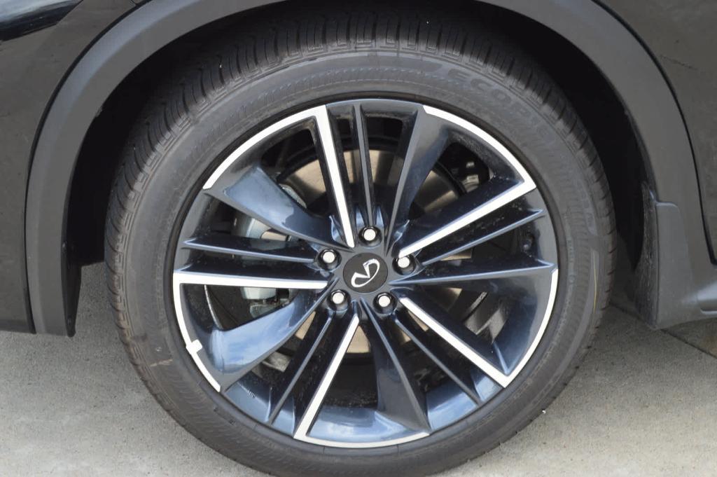 new 2025 INFINITI QX50 car, priced at $53,270