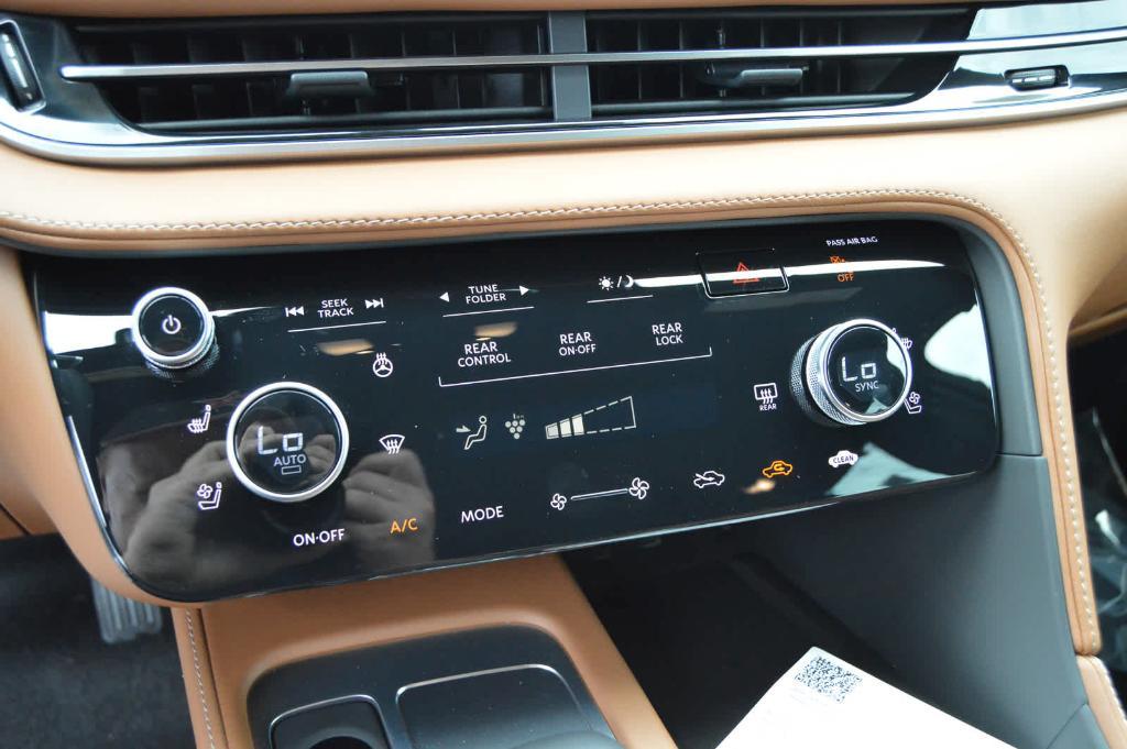new 2026 INFINITI QX60 car, priced at $70,595