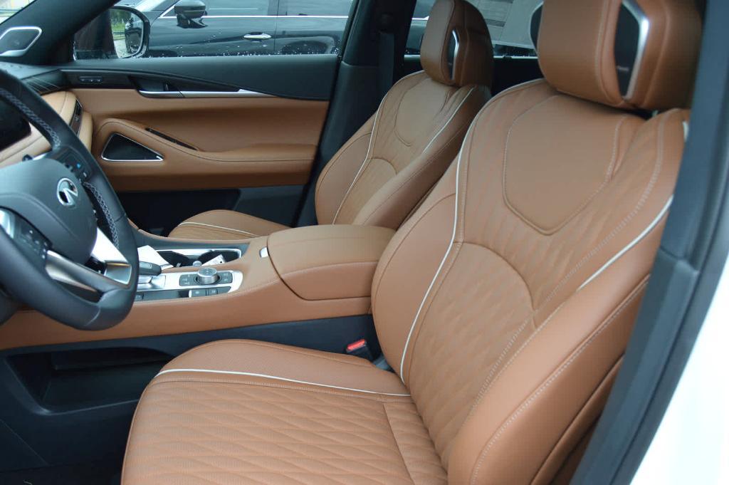 new 2026 INFINITI QX60 car, priced at $70,595