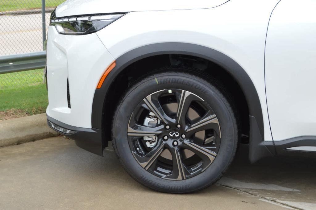 new 2026 INFINITI QX60 car, priced at $70,595