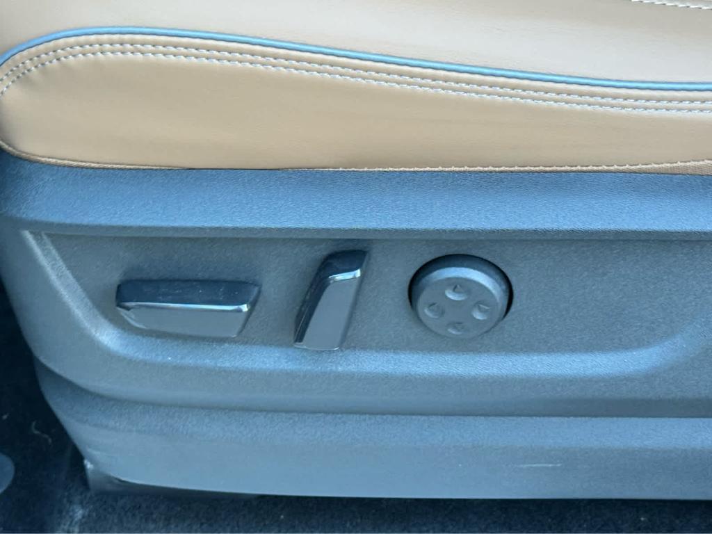 new 2026 INFINITI QX80 car, priced at $97,580