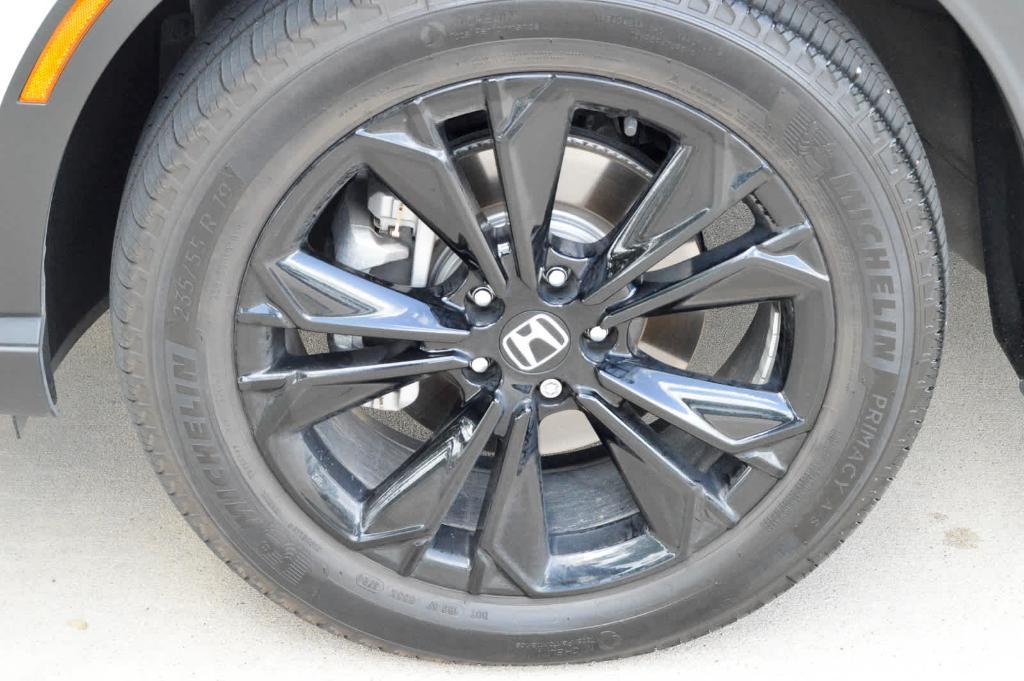 used 2025 Honda CR-V Hybrid car, priced at $36,999