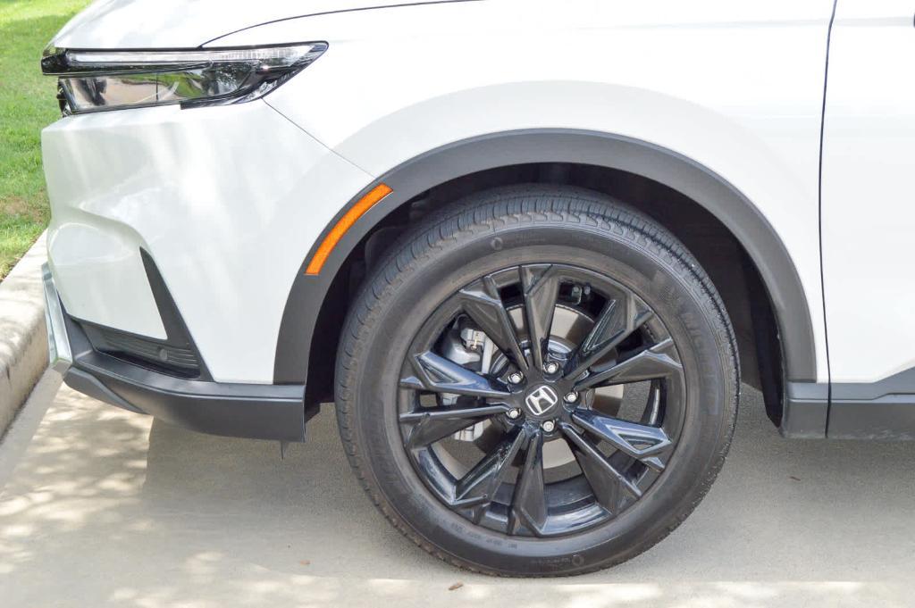 used 2025 Honda CR-V Hybrid car, priced at $36,999