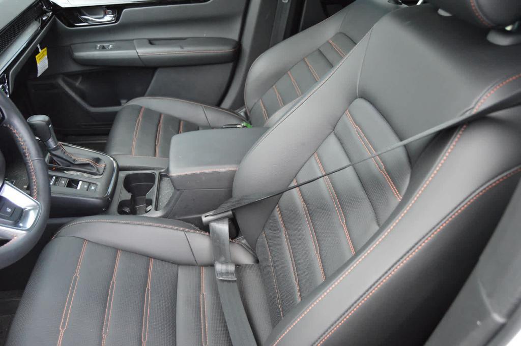 used 2025 Honda CR-V Hybrid car, priced at $36,999