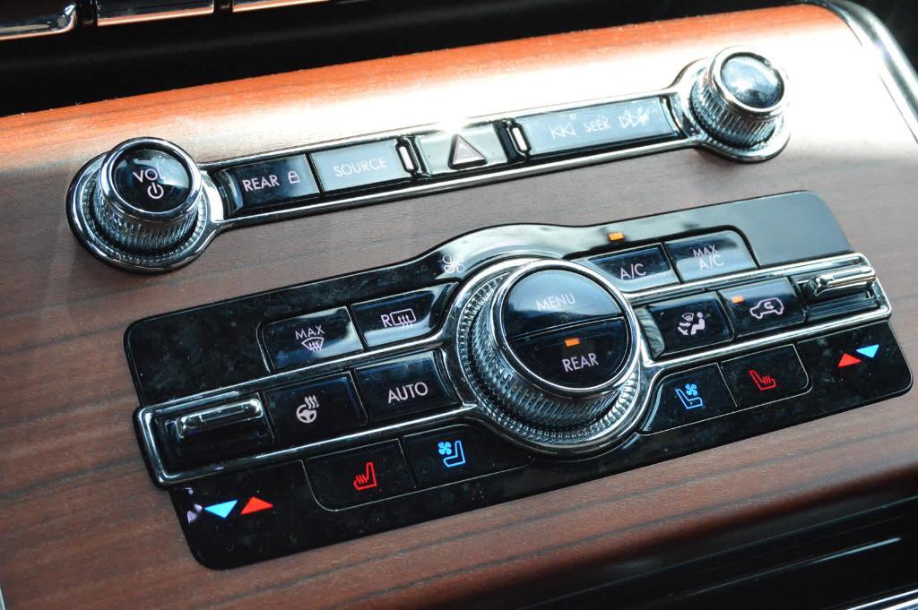 used 2023 Lincoln Aviator car, priced at $44,999