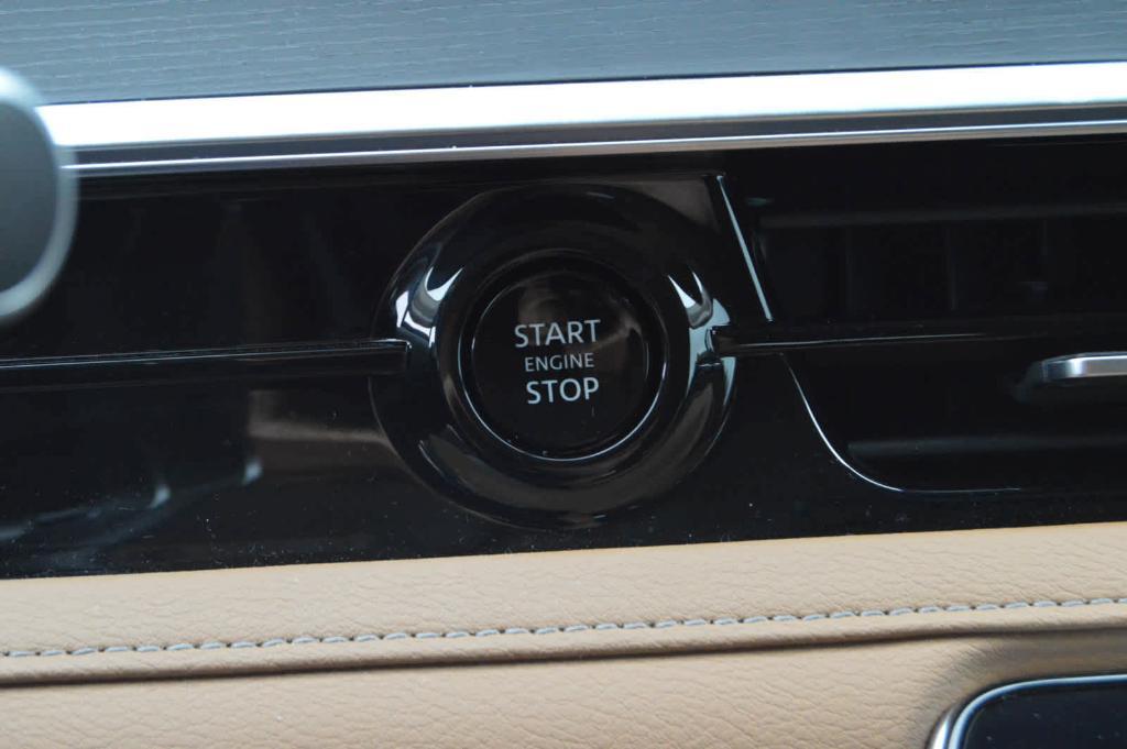 used 2025 INFINITI QX80 car, priced at $86,999