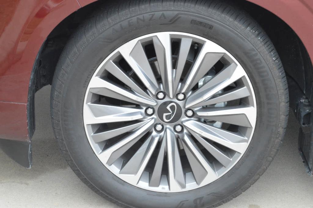 used 2025 INFINITI QX80 car, priced at $86,999