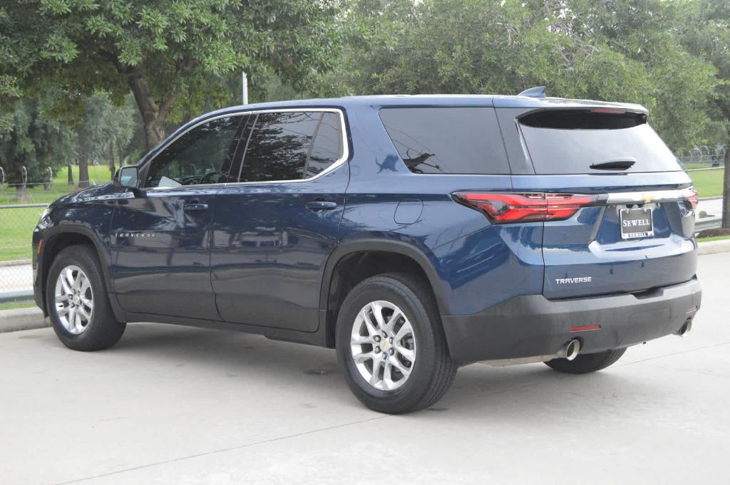 used 2022 Chevrolet Traverse car, priced at $26,991