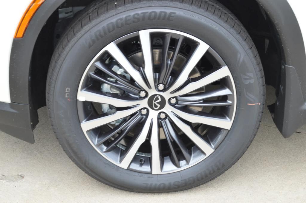 new 2025 INFINITI QX60 car, priced at $69,550