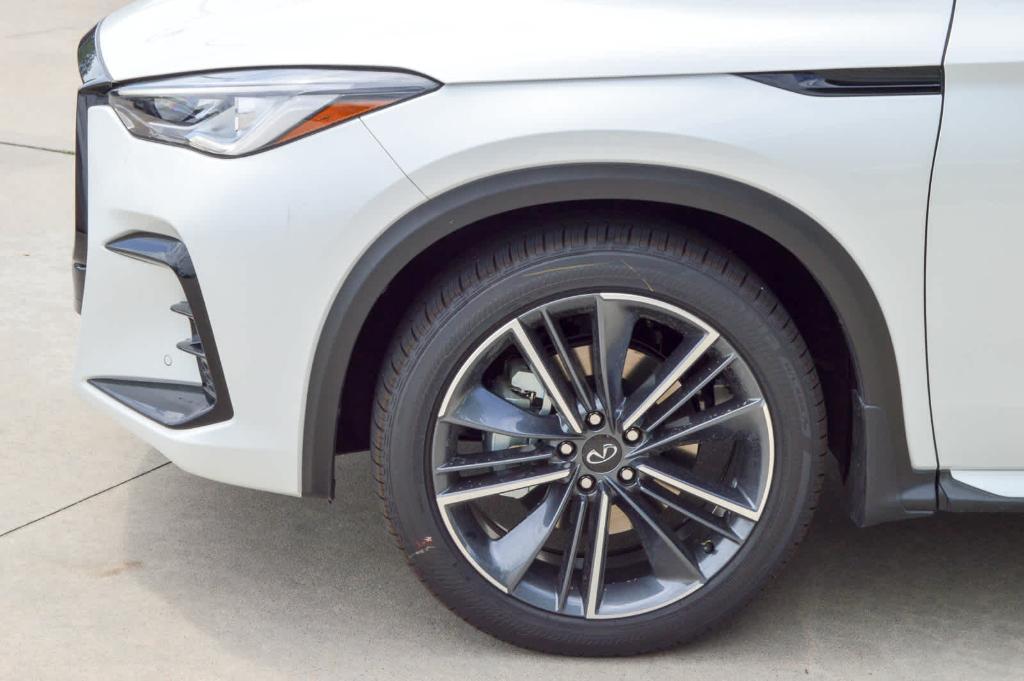 new 2025 INFINITI QX50 car, priced at $54,835