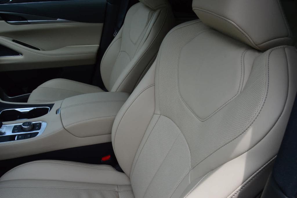 new 2025 INFINITI QX60 car, priced at $60,580