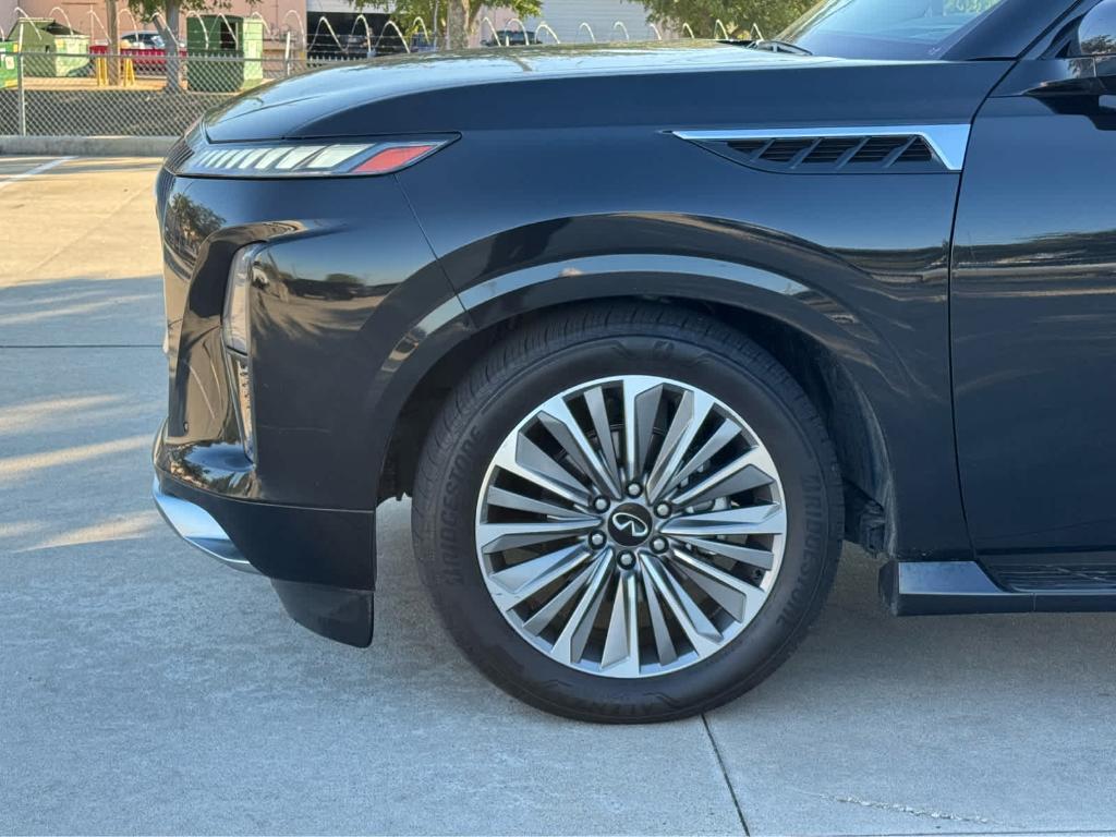 used 2025 INFINITI QX80 car, priced at $81,999