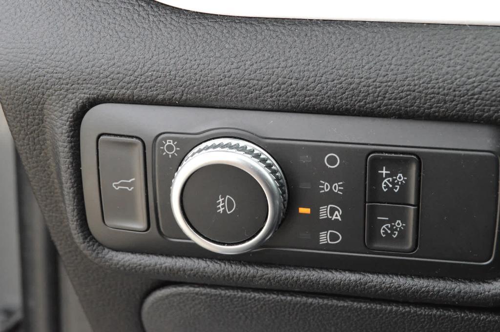 used 2022 Ford Explorer car, priced at $24,899