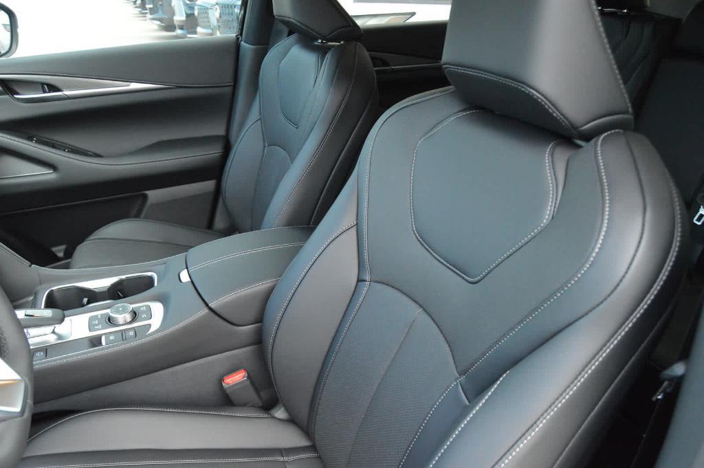 new 2026 INFINITI QX60 car, priced at $53,395
