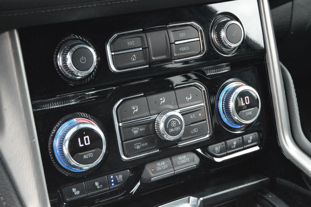 used 2022 GMC Yukon car, priced at $62,888