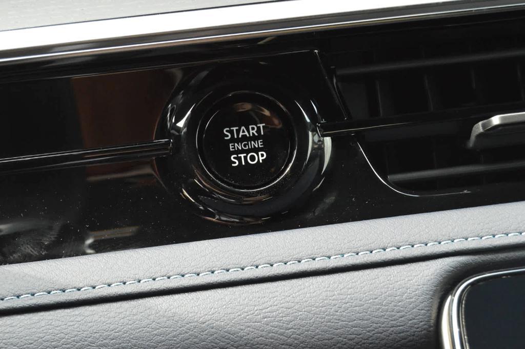 new 2026 INFINITI QX80 car, priced at $106,320