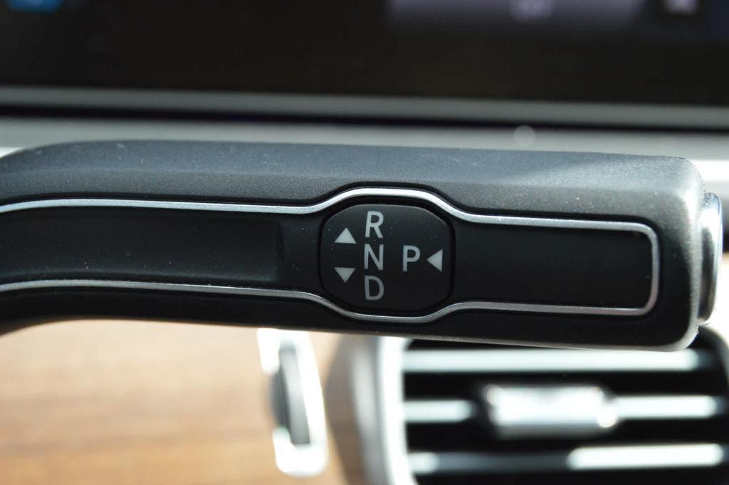 used 2025 Mercedes-Benz GLE 350 car, priced at $56,999