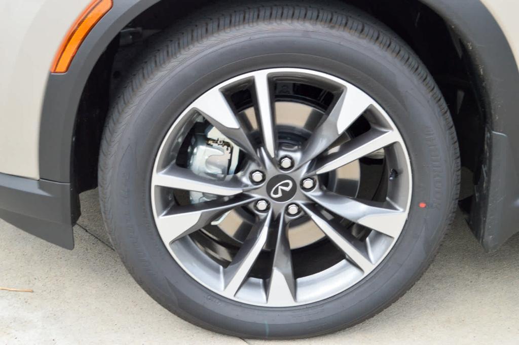 new 2025 INFINITI QX60 car, priced at $59,760