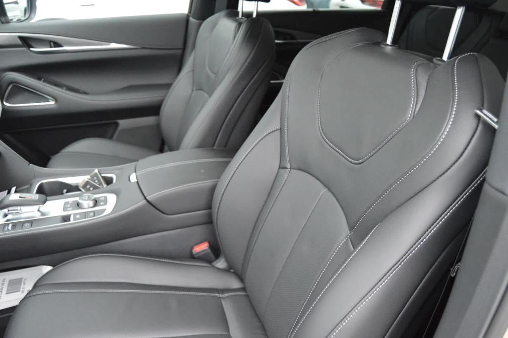 new 2025 INFINITI QX60 car, priced at $59,760