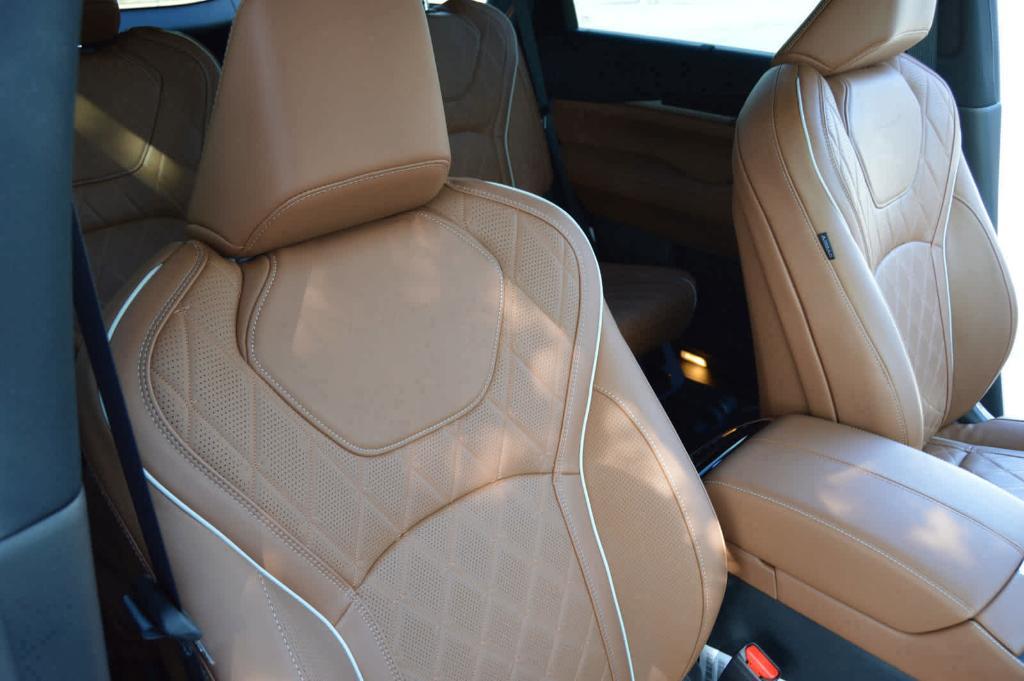 new 2025 INFINITI QX60 car, priced at $78,680