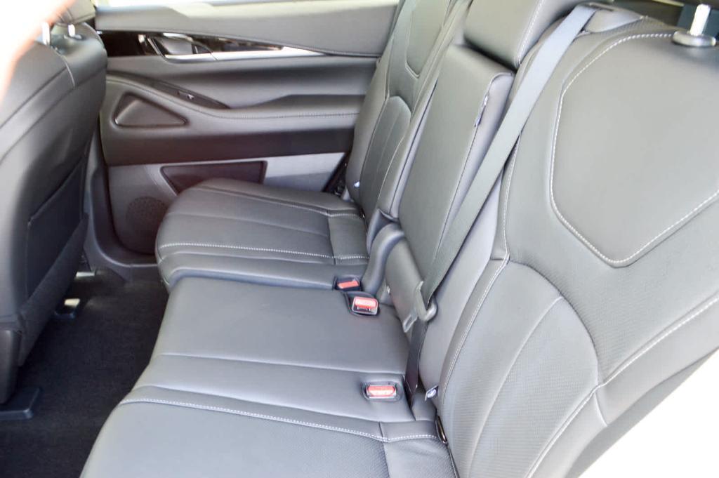 new 2025 INFINITI QX60 car, priced at $53,785