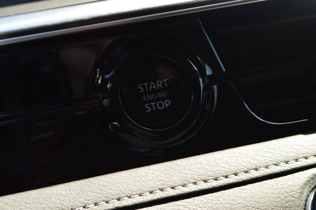 new 2025 INFINITI QX80 car, priced at $102,640