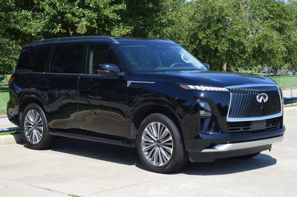 used 2025 INFINITI QX80 car, priced at $74,499