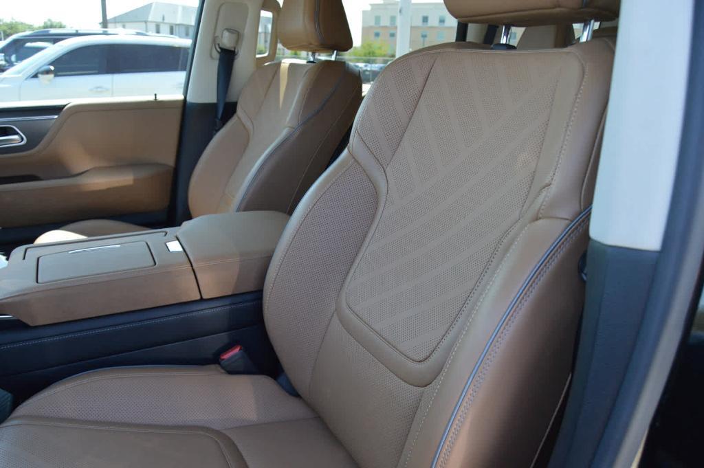 used 2025 INFINITI QX80 car, priced at $74,499