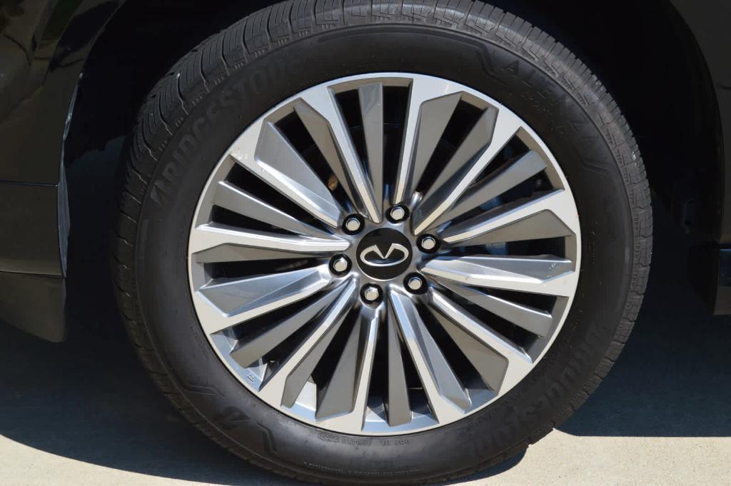used 2025 INFINITI QX80 car, priced at $74,499