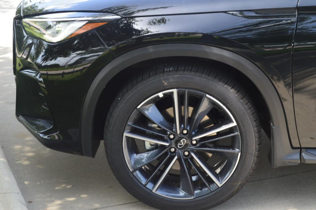 new 2025 INFINITI QX50 car, priced at $53,935